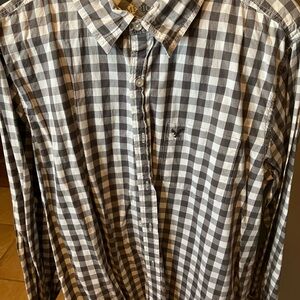 Gray Casual Button Down Shirt with Checkered Pattern